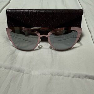 QUAY Rose Gold Sunglasses with Gucci Case